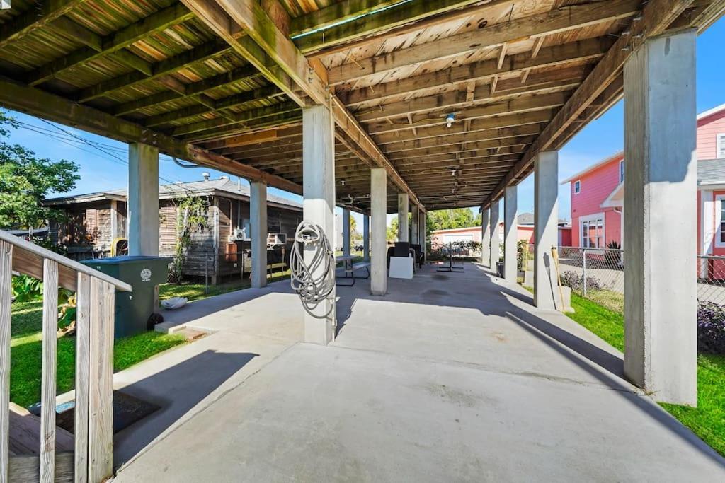 Galveston Beach House Family/Pet Friendly エクステリア 写真